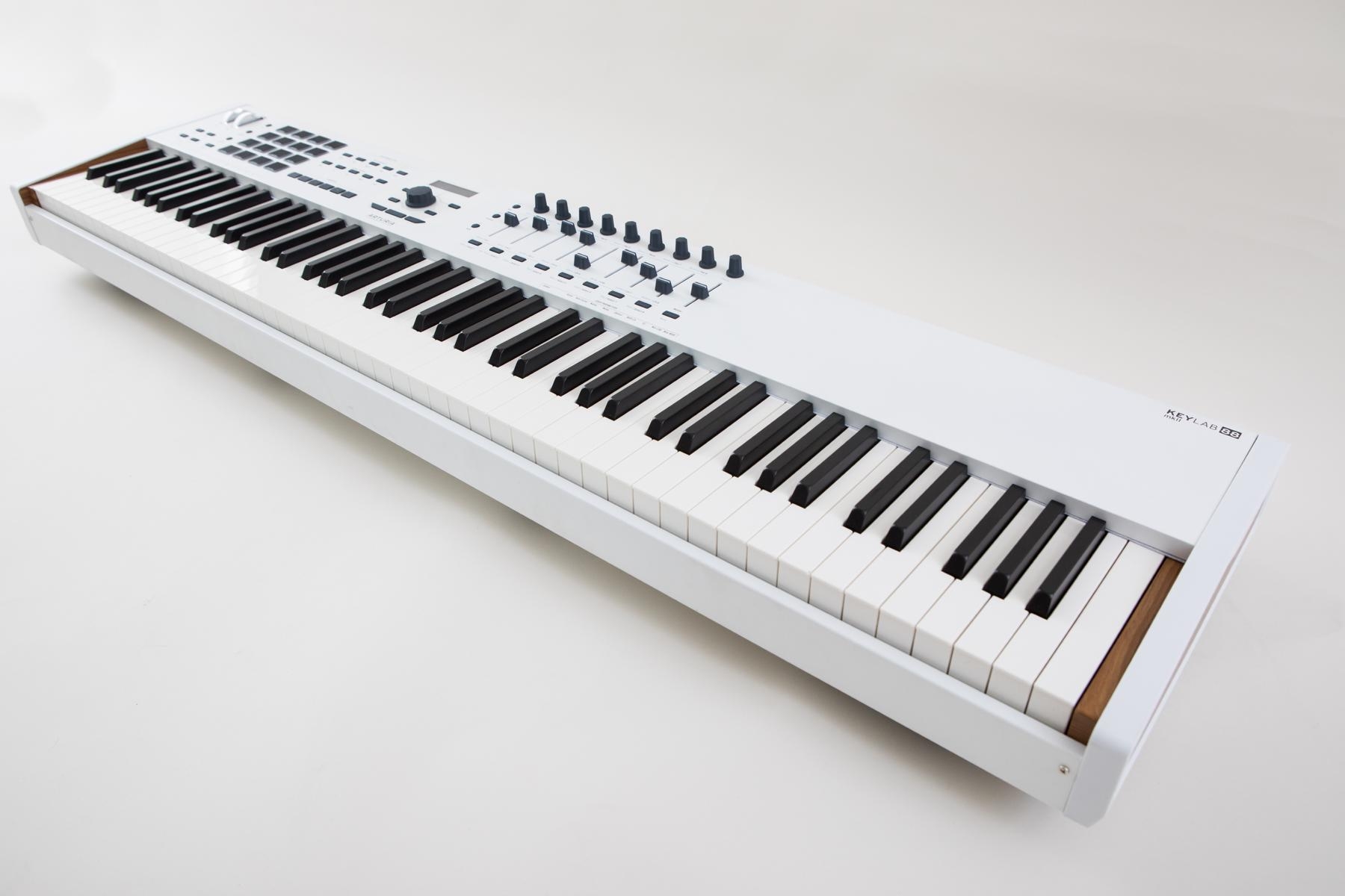 Arturia KeyLab 88 MkII Arturia KeyLab 88 MkII